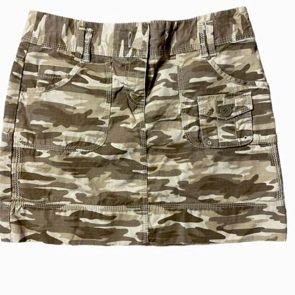 LOFT Ann Taylor Wm’s Sz 4 Camo Camouflage Cotton Y2K Mini Skirt - Picture 1 of 4